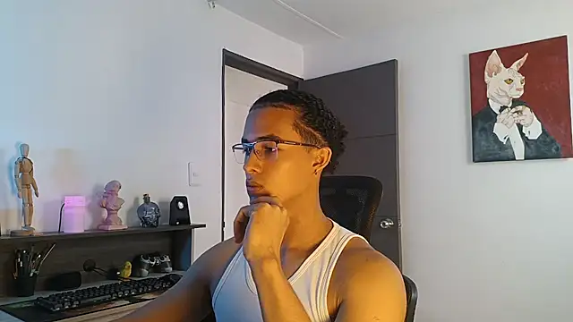 alejo x3 online show from September 2025 04:21:02 PM