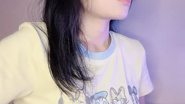 Baenee online show from July 2026 06:12:01 PM