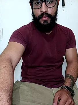 Snapshot of HombreS3n chatting on February 2025 09:24:02 PM HombreS3n online show from February 2025 09:24:02 PM