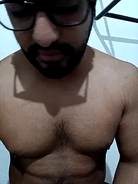 Snapshot of HombreS3n chatting on September 2025 10:55:02 PM HombreS3n online show from September 2025 10:55:02 PM