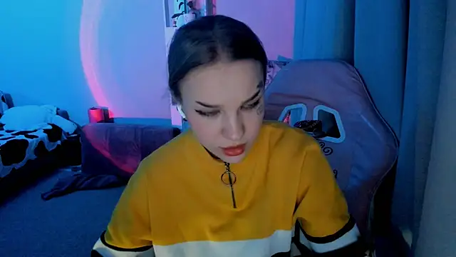 Ledy WWWII online show from December 2024 07:43:02 PM