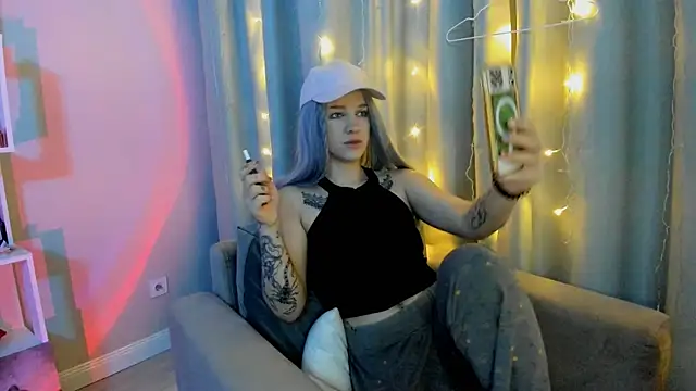 Ledy WWWII online show from January 2025 07:55:01 PM