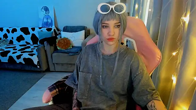 Ledy WWWII online show from January 2025 02:05:01 PM