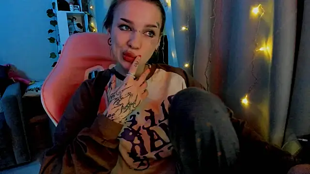 Ledy WWWII online show from February 2025 04:33:01 PM