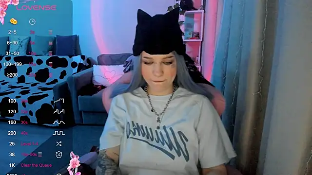 Ledy WWWII online show from February 2025 04:21:02 PM