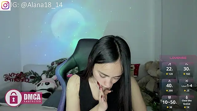 Alana Pherson online show from December 2025 06:51:01 AM