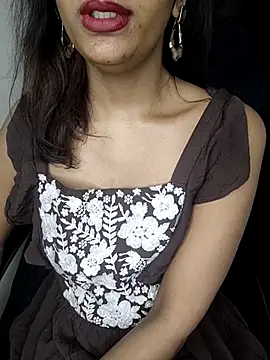 Leeeezzzz roy online show from February 2025 08:01:01 PM