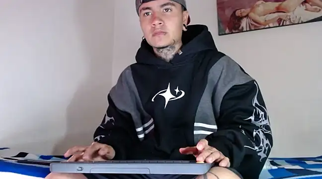 dannteftm online show from December 2024 03:17:02 PM