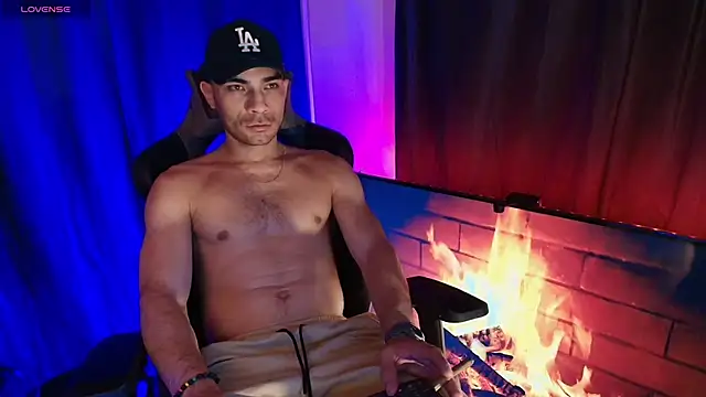 sexyboycolombi4 online show from March 2026 11:00:02 PM