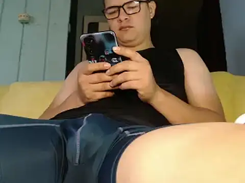 Plug Control online show from April 2026 02:36:02 PM