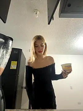 Snapshot of Courtney_gonet chatting on September 2025 04:58:02 AM Courtney gonet online show from September 2025 04:58:02 AM