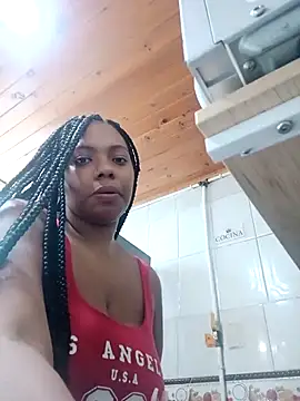 lia mariana online show from November 2025 05:57:02 PM