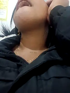 lia mariana online show from April 2026 05:25:01 AM