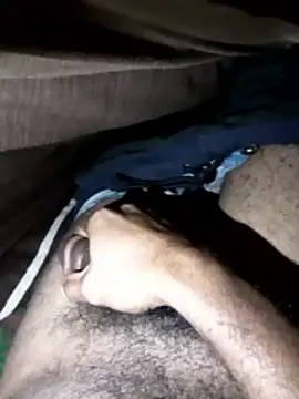 Snapshot of Malluk7 chatting on November 2025 11:03:01 PM Malluk7 online show from November 2025 11:03:01 PM