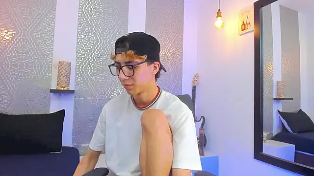 Snapshot of Nikolay_Gregori chatting on December 2024 07:45:02 AM Nikolay Gregori online show from December 2024 07:45:02 AM