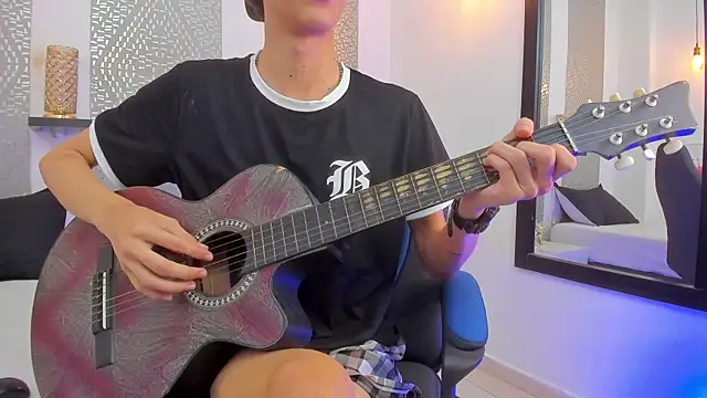 Snapshot of Nikolay_Gregori chatting on January 2025 10:05:02 AM Nikolay Gregori online show from January 2025 10:05:02 AM