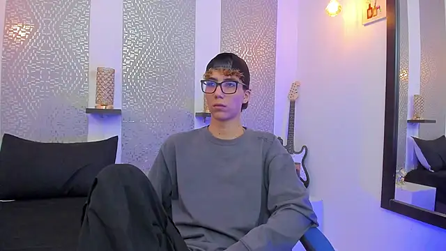 Snapshot of Nikolay_Gregori chatting on January 2025 04:00:02 AM Nikolay Gregori online show from January 2025 04:00:02 AM