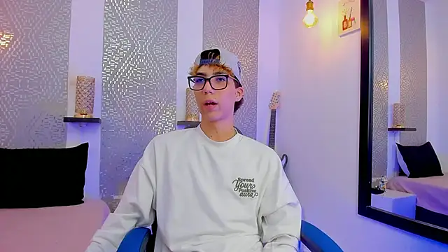 Snapshot of Nikolay_Gregori chatting on January 2025 04:26:01 AM Nikolay Gregori online show from January 2025 04:26:01 AM