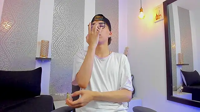 Snapshot of Nikolay_Gregori chatting on January 2025 07:27:02 AM Nikolay Gregori online show from January 2025 07:27:02 AM