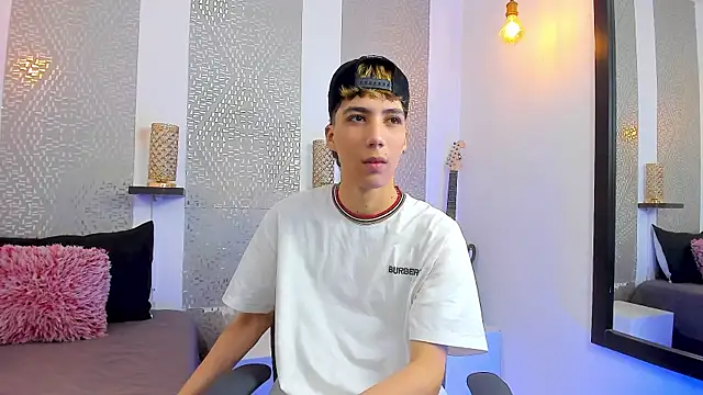 Snapshot of Nikolay_Gregori chatting on January 2025 04:10:01 AM Nikolay Gregori online show from January 2025 04:10:01 AM