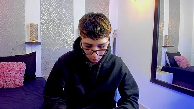 Snapshot of Nikolay_Gregori chatting on January 2025 04:09:01 AM Nikolay Gregori online show from January 2025 04:09:01 AM