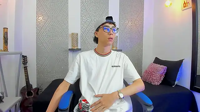 Snapshot of Nikolay_Gregori chatting on February 2025 04:03:02 AM Nikolay Gregori online show from February 2025 04:03:02 AM