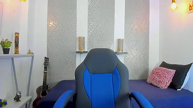 Snapshot of Nikolay_Gregori chatting on March 2025 04:25:02 AM Nikolay Gregori online show from March 2025 04:25:02 AM