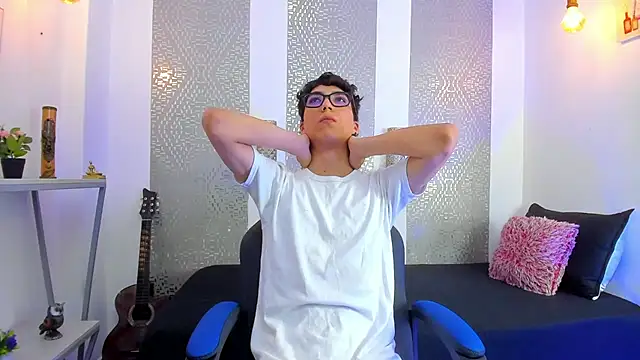 Snapshot of Nikolay_Gregori chatting on March 2025 07:08:02 AM Nikolay Gregori online show from March 2025 07:08:02 AM