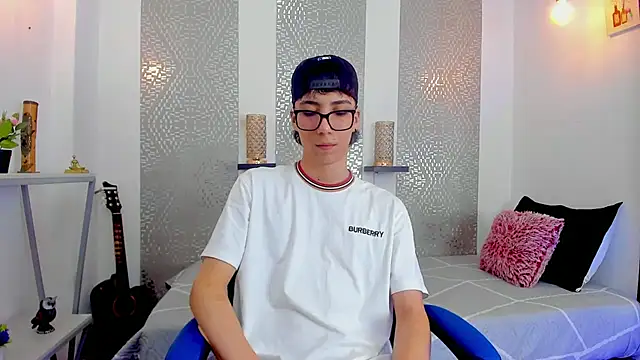 Snapshot of Nikolay_Gregori chatting on March 2025 04:27:02 AM Nikolay Gregori online show from March 2025 04:27:02 AM