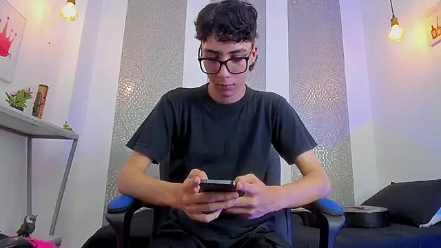 Snapshot of Nikolay_Gregori chatting on March 2025 10:36:02 AM Nikolay Gregori online show from March 2025 10:36:02 AM