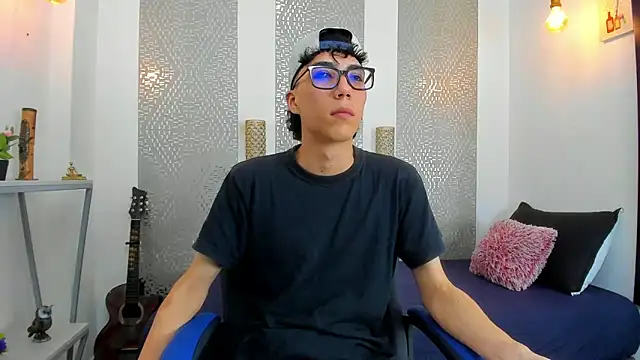 Snapshot of Nikolay_Gregori chatting on March 2025 07:15:01 AM Nikolay Gregori online show from March 2025 07:15:01 AM