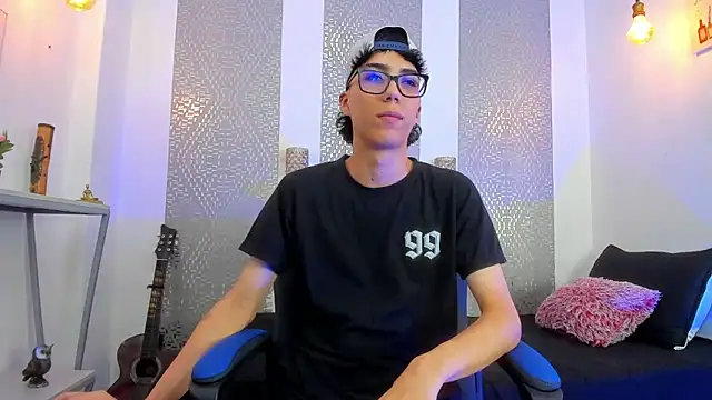 Snapshot of Nikolay_Gregori chatting on March 2025 11:38:01 AM Nikolay Gregori online show from March 2025 11:38:01 AM