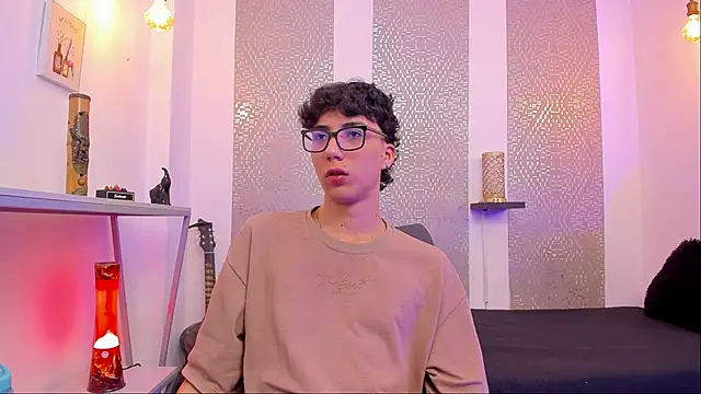 Snapshot of Nikolay_Gregori chatting on September 2025 04:25:02 AM Nikolay Gregori online show from September 2025 04:25:02 AM