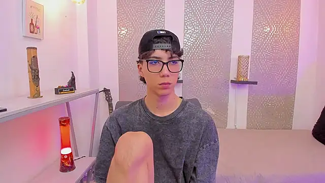 Snapshot of Nikolay_Gregori chatting on September 2025 04:39:02 AM Nikolay Gregori online show from September 2025 04:39:02 AM