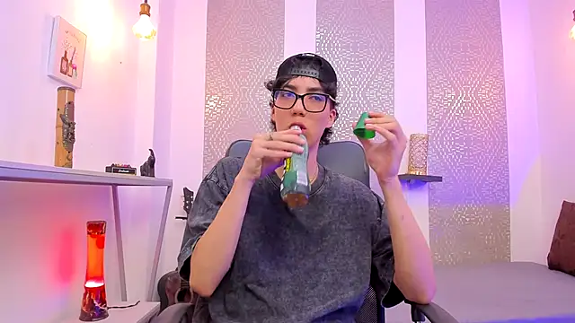 Snapshot of Nikolay_Gregori chatting on October 2025 04:13:01 AM Nikolay Gregori online show from October 2025 04:13:01 AM