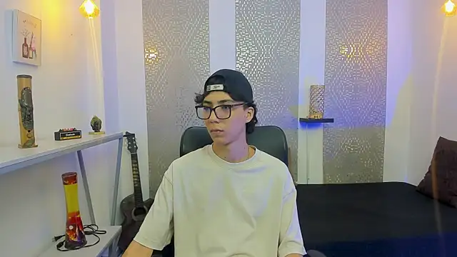 Snapshot of Nikolay_Gregori chatting on October 2025 04:13:01 AM Nikolay Gregori online show from October 2025 04:13:01 AM