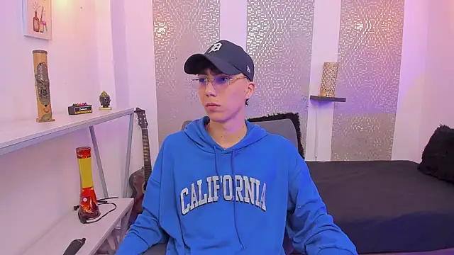 Snapshot of Nikolay_Gregori chatting on October 2025 03:53:02 AM Nikolay Gregori online show from October 2025 03:53:02 AM