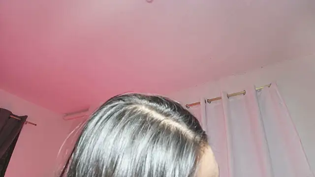 emy colee online show from May 2026 05:25:02 AM