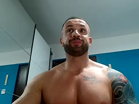 Magnificmuscles89 online show from February 2025 04:00:02 PM
