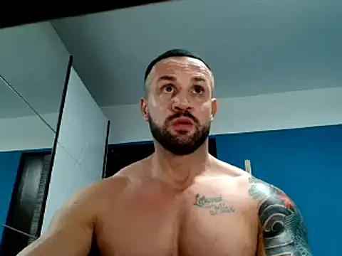 Magnificmuscles89 online show from February 2025 10:21:02 PM