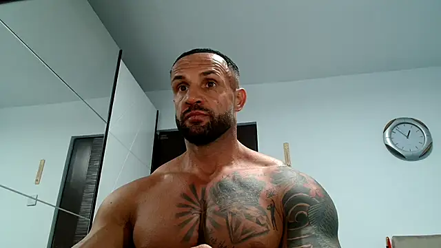 Magnificmuscles89 online show from October 2025 10:55:01 PM