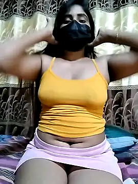 Snapshot of SLZAARA chatting on December 2024 03:58:01 PM SLZAARA online show from December 2024 03:58:01 PM