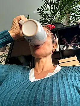 AnnikaRose online show from September 2025 05:44:02 AM