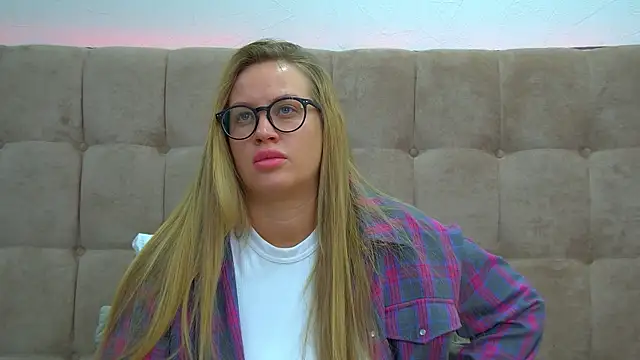 MariaNeumann online show from January 2025 06:12:02 PM