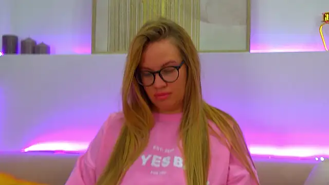 MariaNeumann online show from February 2025 01:24:02 AM