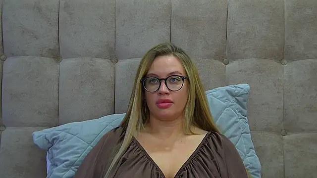 MariaNeumann online show from February 2025 09:32:02 AM