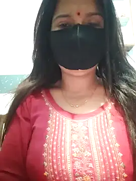 Snapshot of Aishwaryaa_69 chatting on January 2025 09:24:01 AM Aishwaryaa 69 online show from January 2025 09:24:01 AM
