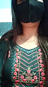 Snapshot of Aishwaryaa_69 chatting on January 2025 09:47:01 AM Aishwaryaa 69 online show from January 2025 09:47:01 AM