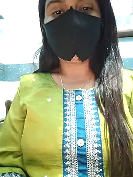 Snapshot of Aishwaryaa_69 chatting on February 2025 11:43:02 AM Aishwaryaa 69 online show from February 2025 11:43:02 AM