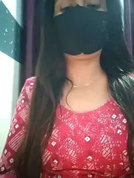 Snapshot of Aishwaryaa_69 chatting on February 2025 02:06:02 PM Aishwaryaa 69 online show from February 2025 02:06:02 PM
